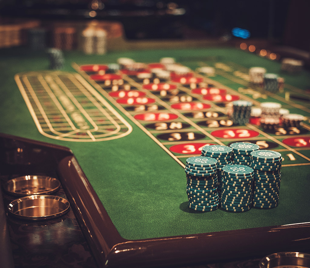 online casino kenya and Mathematics: Analyzing the Numbers